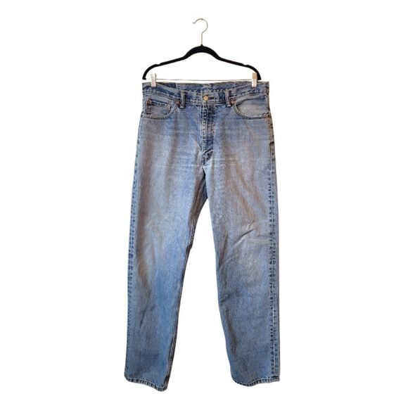 Levi's Light Wash 550 Distressed Jeans Size 36x36 - Picture 1 of 7